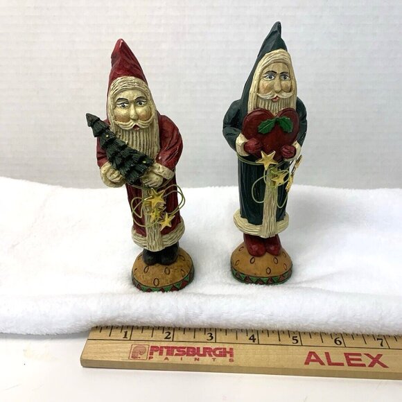 Santa Claus Christmas Figurines Set of 2 Decor w/ Heart & Tree - Picture 4 of 5